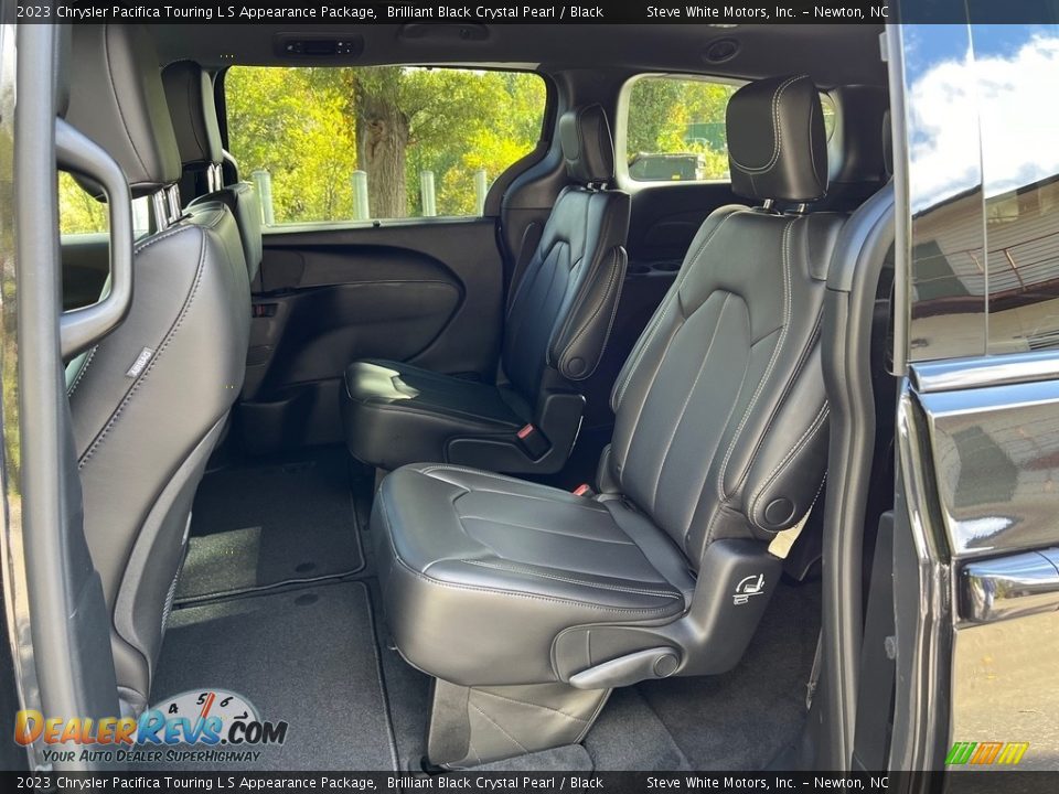 Rear Seat of 2023 Chrysler Pacifica Touring L S Appearance Package Photo #14