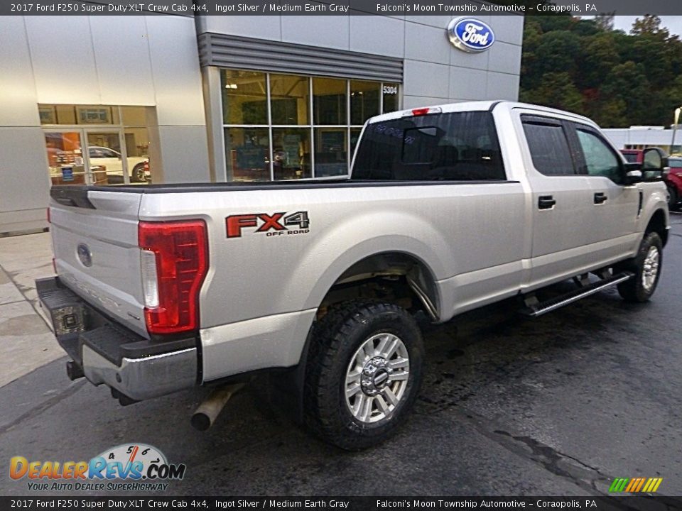 2017 Ford F250 Super Duty XLT Crew Cab 4x4 Ingot Silver / Medium Earth Gray Photo #2