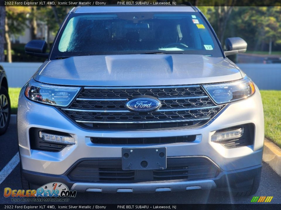 2022 Ford Explorer XLT 4WD Iconic Silver Metallic / Ebony Photo #2