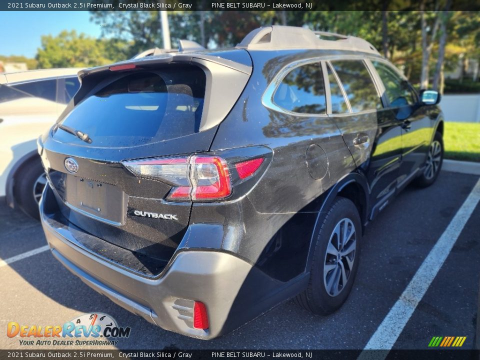 2021 Subaru Outback 2.5i Premium Crystal Black Silica / Gray Photo #3