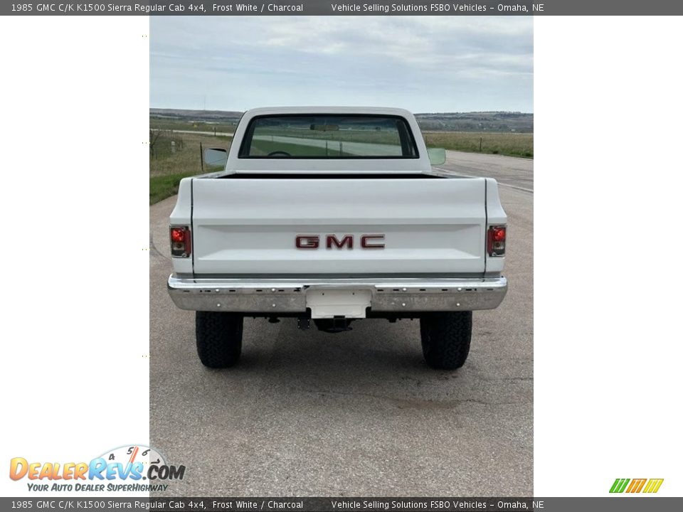 1985 GMC C/K K1500 Sierra Regular Cab 4x4 Frost White / Charcoal Photo #4