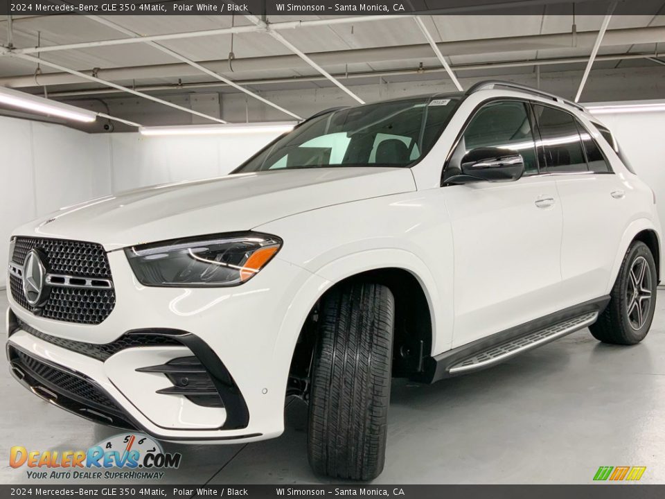 Front 3/4 View of 2024 Mercedes-Benz GLE 350 4Matic Photo #7