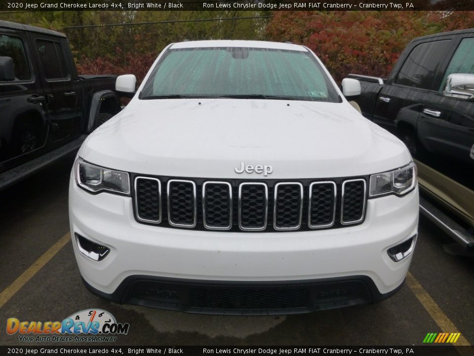 2020 Jeep Grand Cherokee Laredo 4x4 Bright White / Black Photo #3