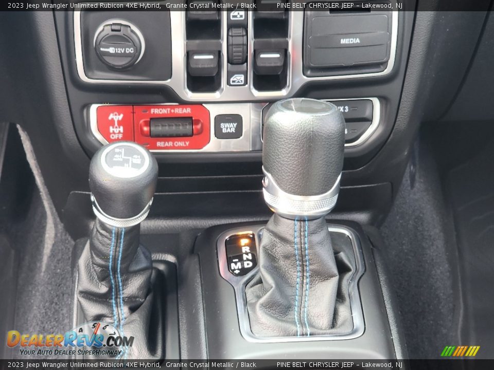 2023 Jeep Wrangler Unlimited Rubicon 4XE Hybrid Shifter Photo #10