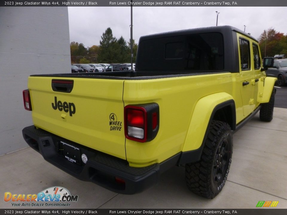 2023 Jeep Gladiator Willys 4x4 High Velocity / Black Photo #4