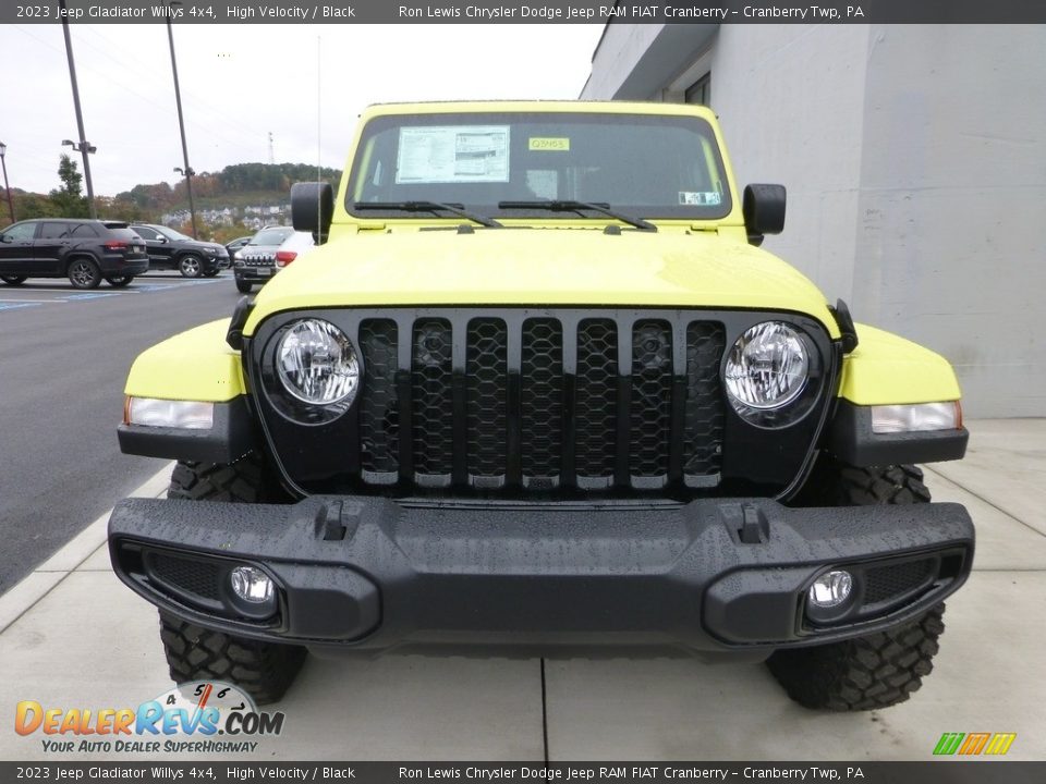 2023 Jeep Gladiator Willys 4x4 High Velocity / Black Photo #6