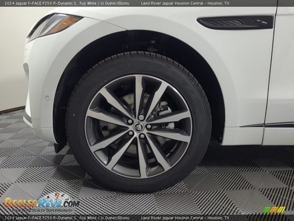 2024 Jaguar F-PACE P250 R-Dynamic S Wheel Photo #9