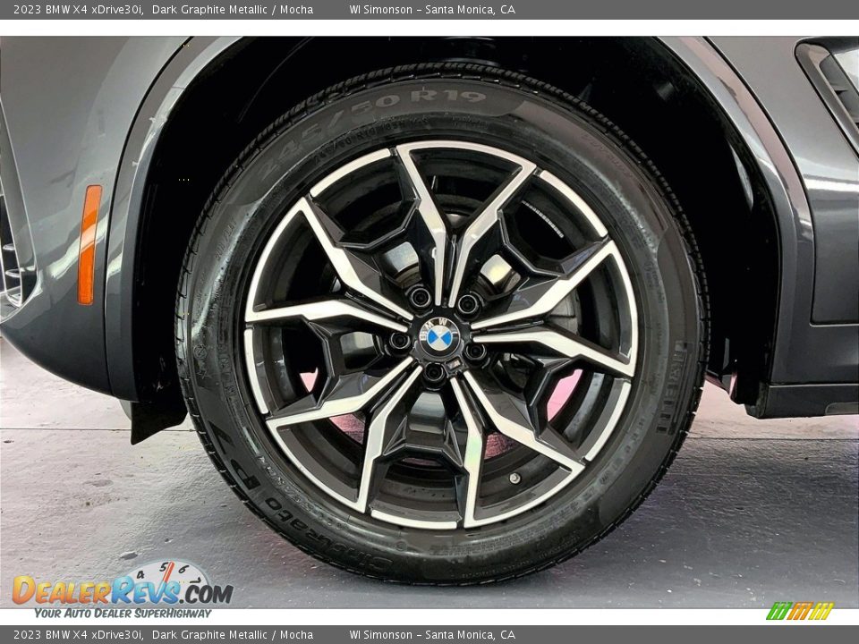 2023 BMW X4 xDrive30i Wheel Photo #7