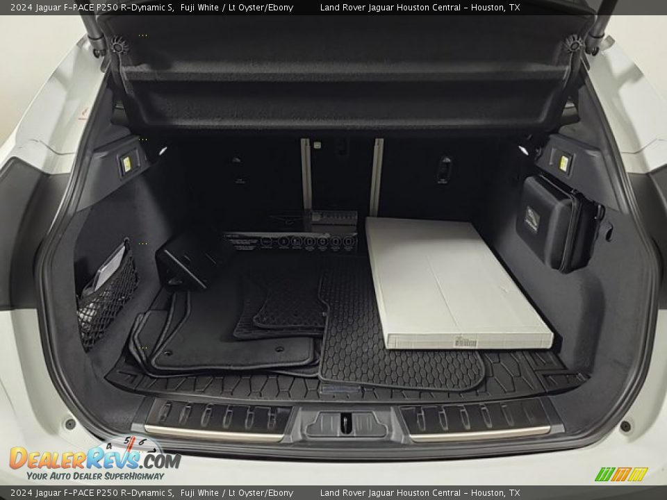 2024 Jaguar F-PACE P250 R-Dynamic S Trunk Photo #25