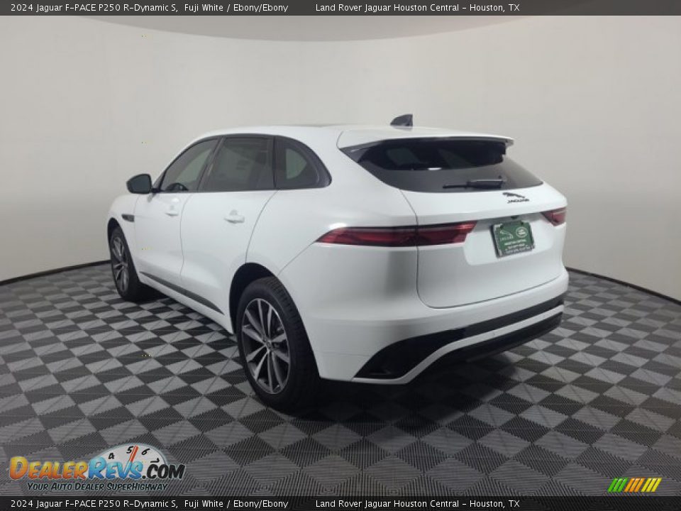 2024 Jaguar F-PACE P250 R-Dynamic S Fuji White / Ebony/Ebony Photo #10