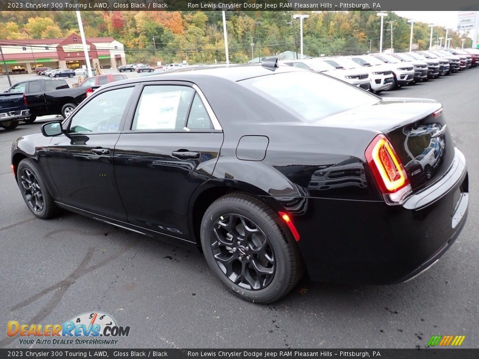 Gloss Black 2023 Chrysler 300 Touring L AWD Photo #3