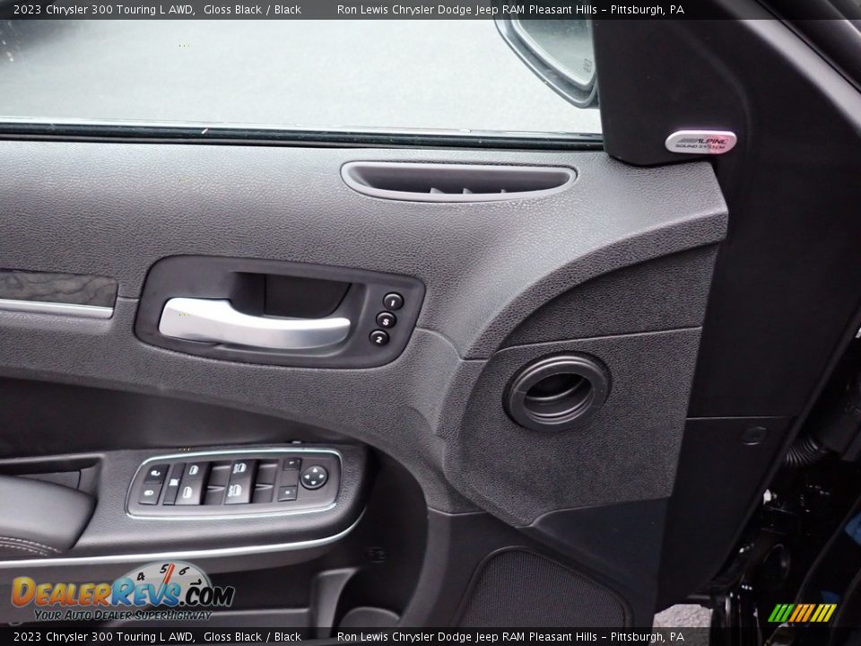 Door Panel of 2023 Chrysler 300 Touring L AWD Photo #15