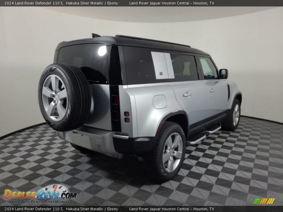 2024 Land Rover Defender 110 S Hakuba Silver Metallic / Ebony Photo #2