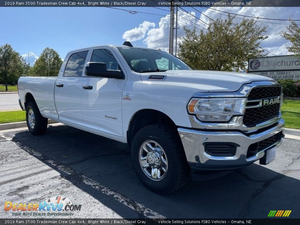 2019 Ram 3500 Tradesman Crew Cab 4x4 Bright White / Black/Diesel Gray Photo #3