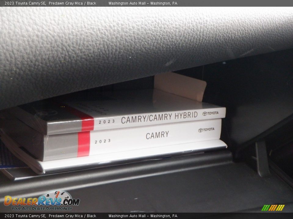 2023 Toyota Camry SE Predawn Gray Mica / Black Photo #32