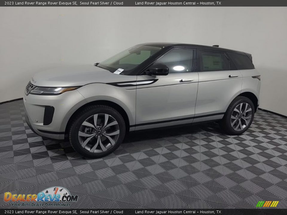 Seoul Pearl Silver 2023 Land Rover Range Rover Evoque SE Photo #6