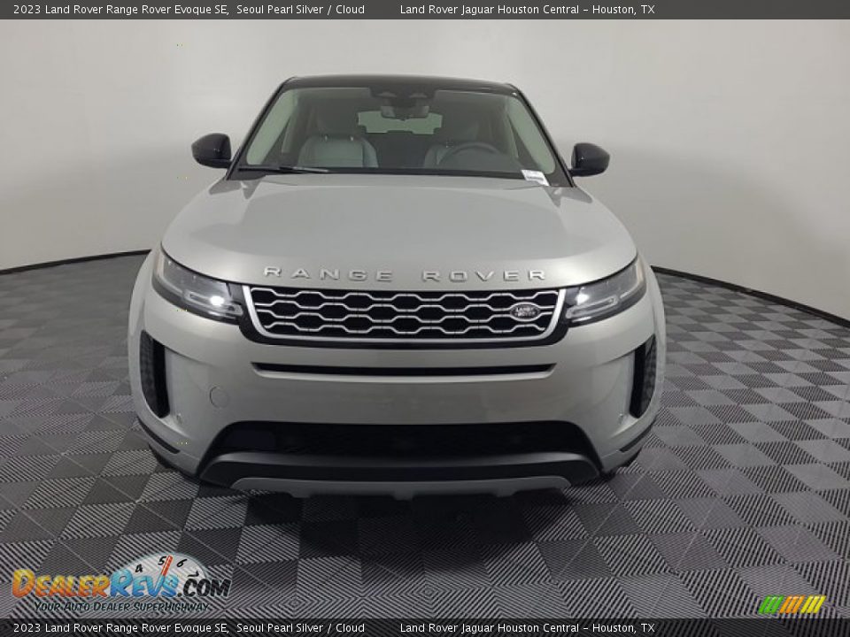 2023 Land Rover Range Rover Evoque SE Seoul Pearl Silver / Cloud Photo #8