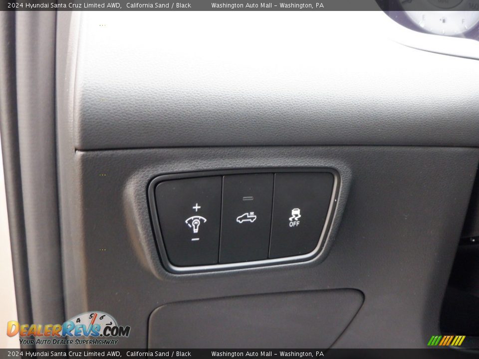 Controls of 2024 Hyundai Santa Cruz Limited AWD Photo #11