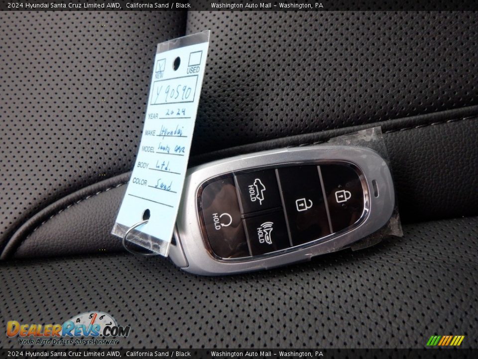 Keys of 2024 Hyundai Santa Cruz Limited AWD Photo #34