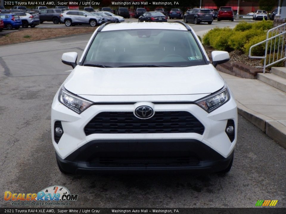 2021 Toyota RAV4 XLE AWD Super White / Light Gray Photo #4