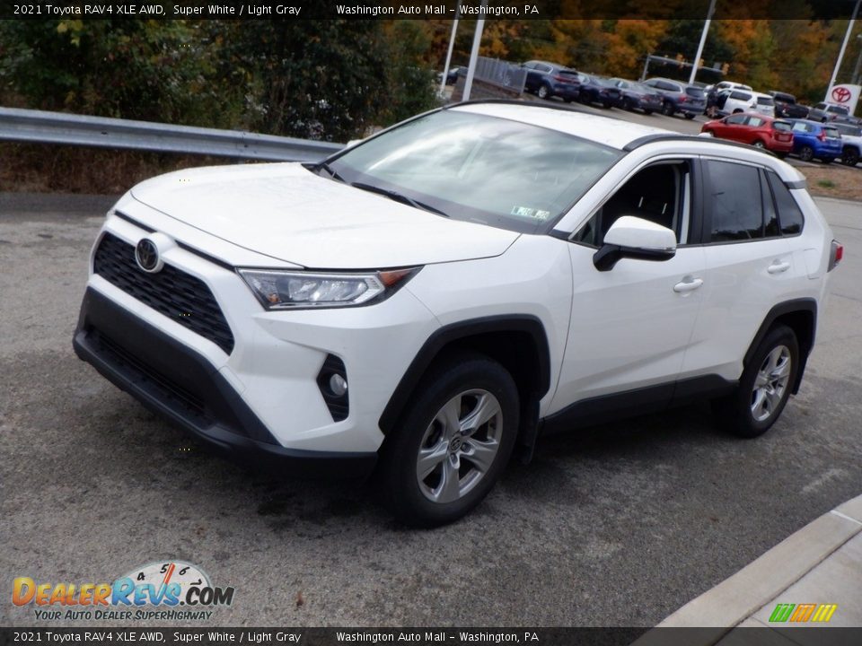 2021 Toyota RAV4 XLE AWD Super White / Light Gray Photo #5