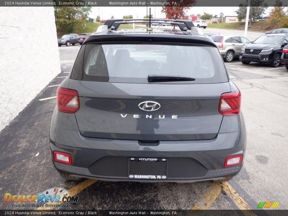 2024 Hyundai Venue Limited Ecotronic Gray / Black Photo #7