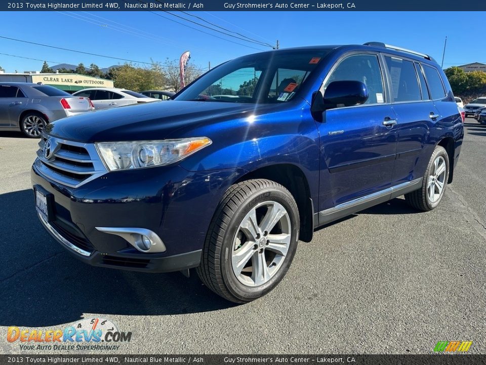 Front 3/4 View of 2013 Toyota Highlander Limited 4WD Photo #3