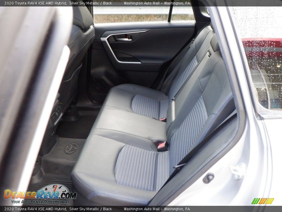 2020 Toyota RAV4 XSE AWD Hybrid Silver Sky Metallic / Black Photo #36
