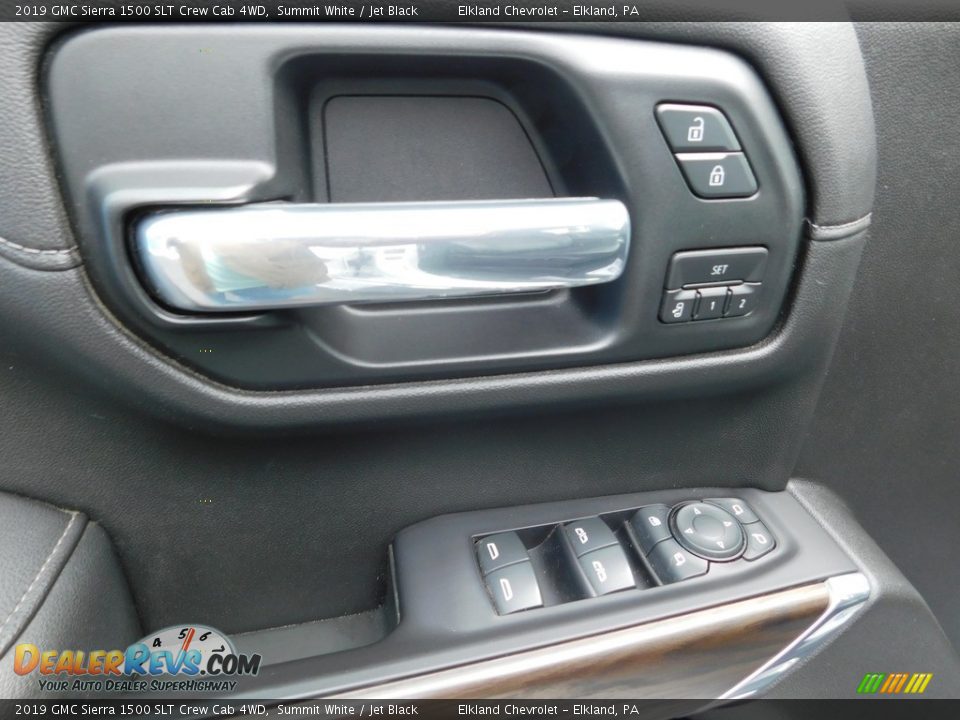 Controls of 2019 GMC Sierra 1500 SLT Crew Cab 4WD Photo #20