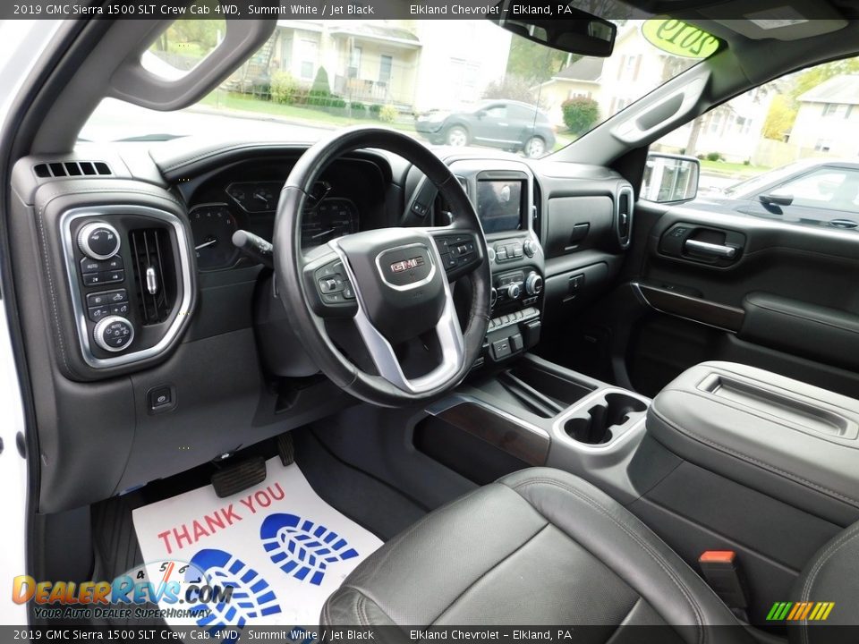 Front Seat of 2019 GMC Sierra 1500 SLT Crew Cab 4WD Photo #22