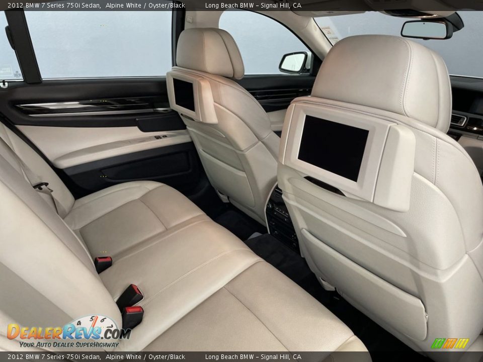 Entertainment System of 2012 BMW 7 Series 750i Sedan Photo #35