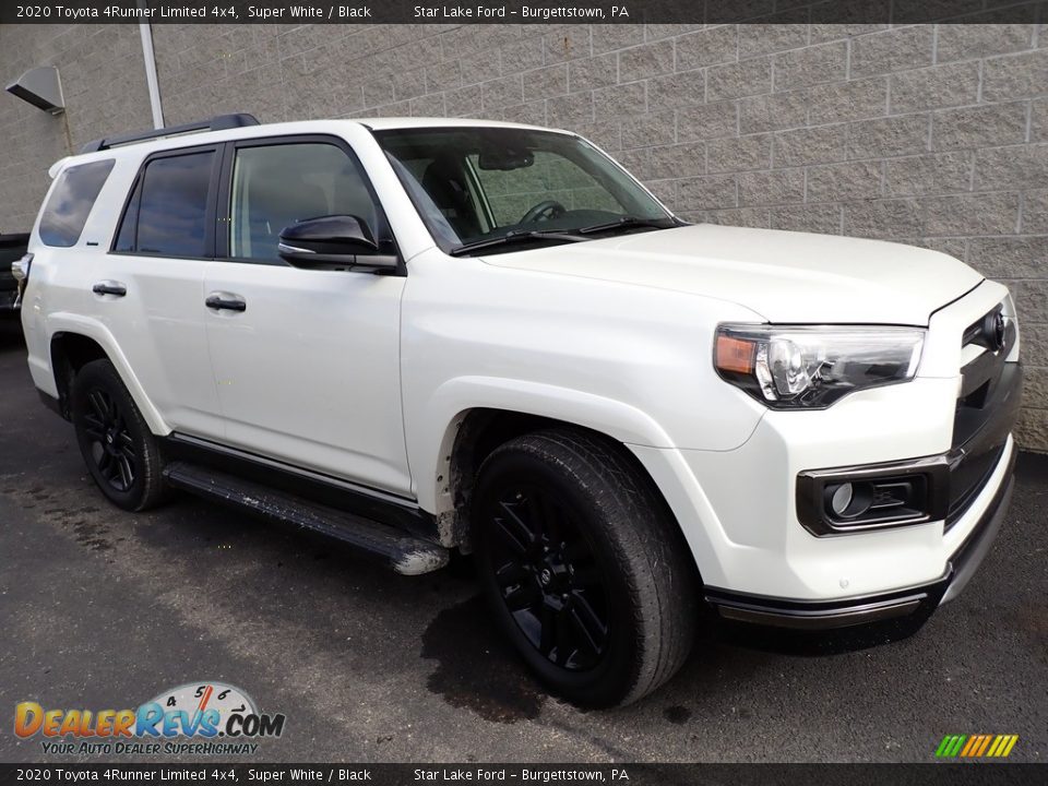 Front 3/4 View of 2020 Toyota 4Runner Limited 4x4 Photo #4