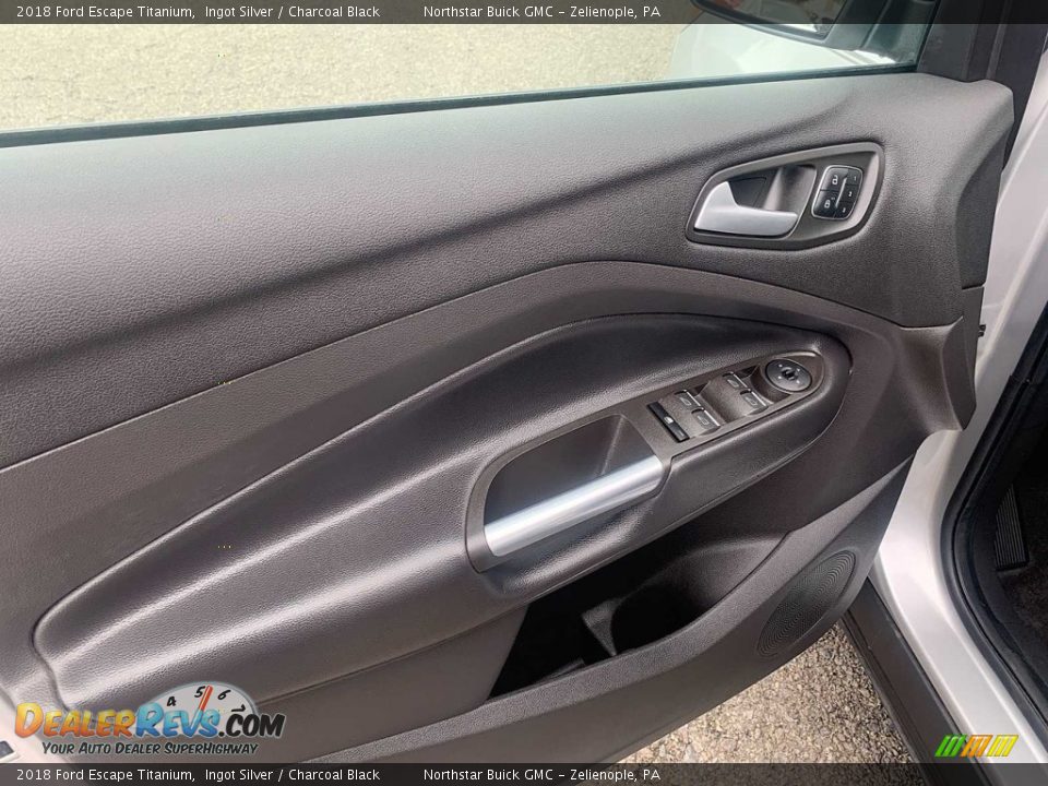 2018 Ford Escape Titanium Ingot Silver / Charcoal Black Photo #22