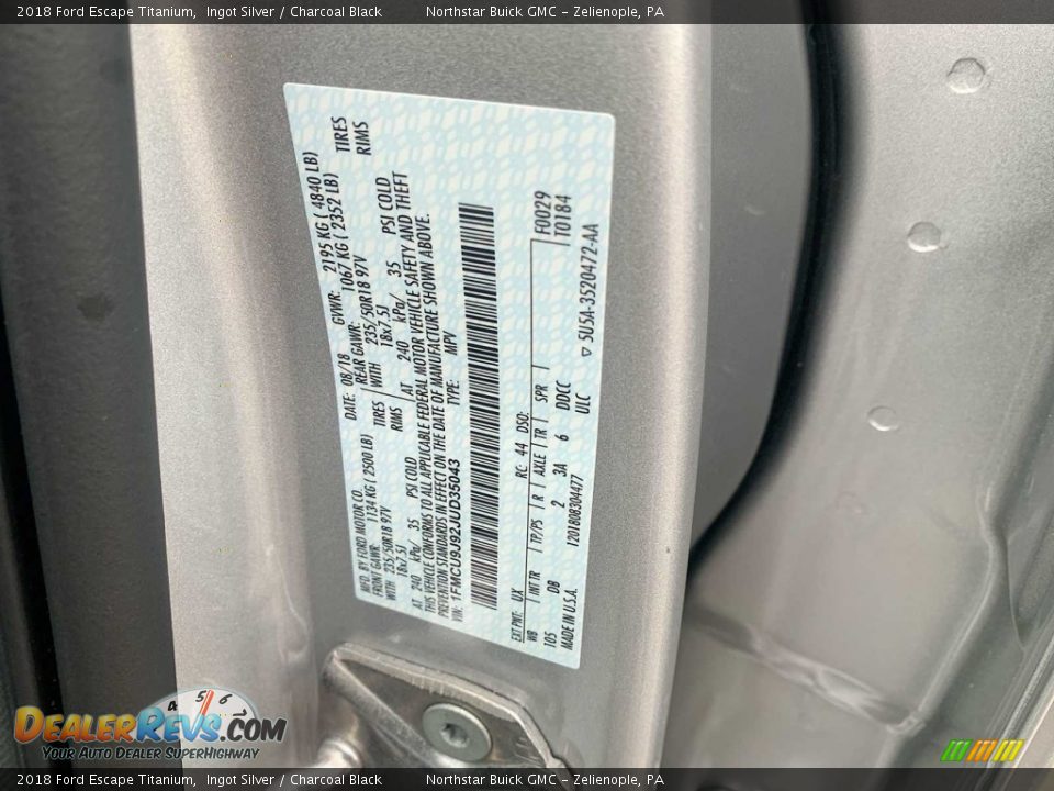 2018 Ford Escape Titanium Ingot Silver / Charcoal Black Photo #33
