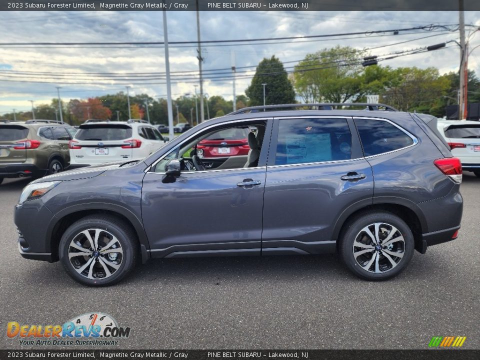 Magnetite Gray Metallic 2023 Subaru Forester Limited Photo #3