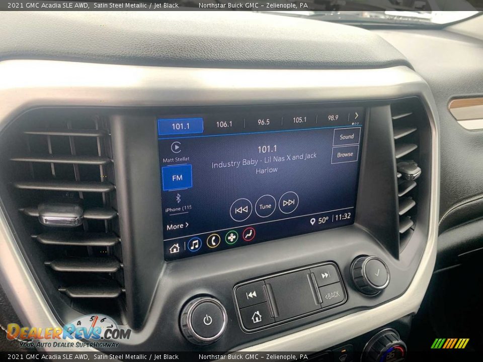 Controls of 2021 GMC Acadia SLE AWD Photo #11