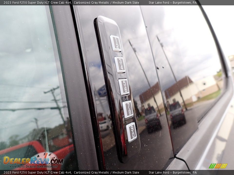 Controls of 2023 Ford F250 Super Duty XLT Crew Cab 4x4 Photo #10
