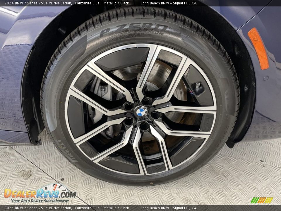 2024 BMW 7 Series 750e xDrive Sedan Wheel Photo #3