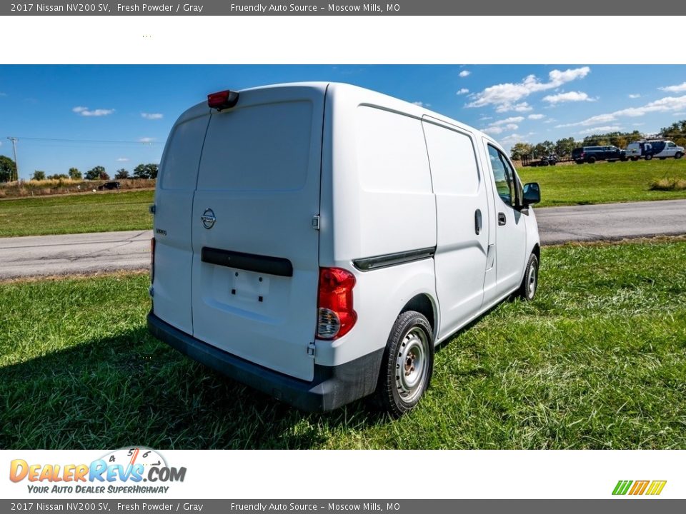 2017 Nissan NV200 SV Fresh Powder / Gray Photo #4