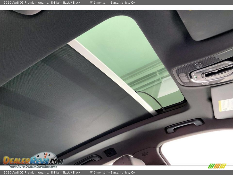 Sunroof of 2020 Audi Q5 Premium quattro Photo #25