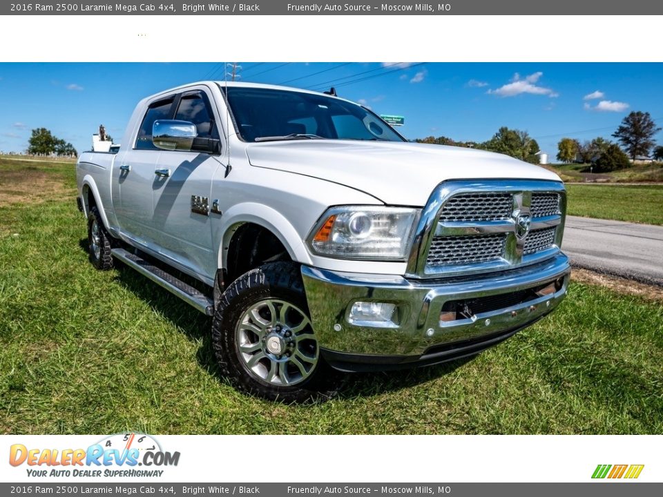 Front 3/4 View of 2016 Ram 2500 Laramie Mega Cab 4x4 Photo #1