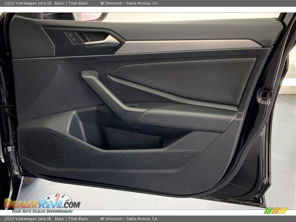 Door Panel of 2020 Volkswagen Jetta SE Photo #27