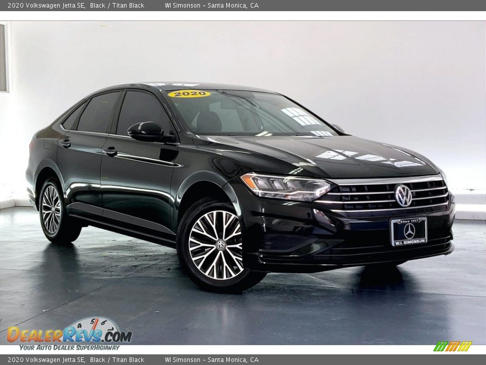 Front 3/4 View of 2020 Volkswagen Jetta SE Photo #34