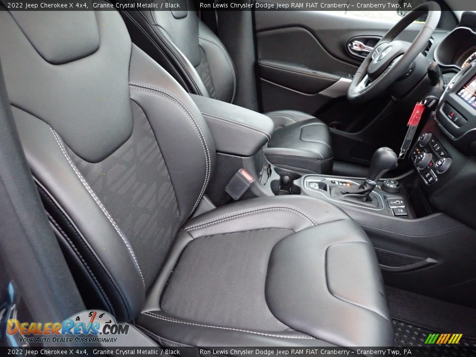 Front Seat of 2022 Jeep Cherokee X 4x4 Photo #10