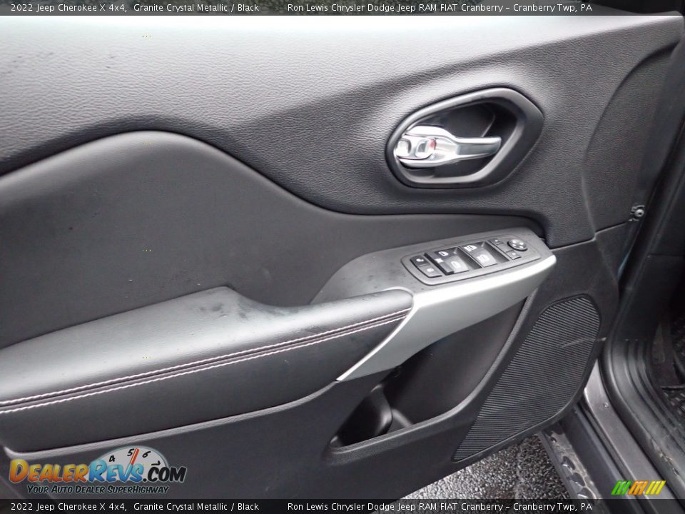 Door Panel of 2022 Jeep Cherokee X 4x4 Photo #15