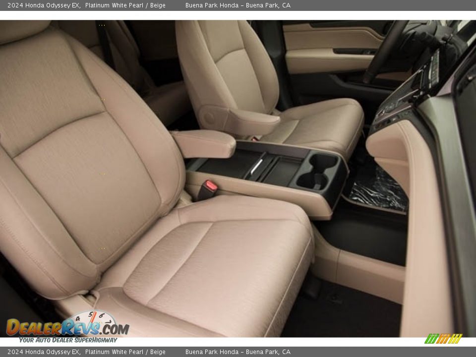 Front Seat of 2024 Honda Odyssey EX Photo #32