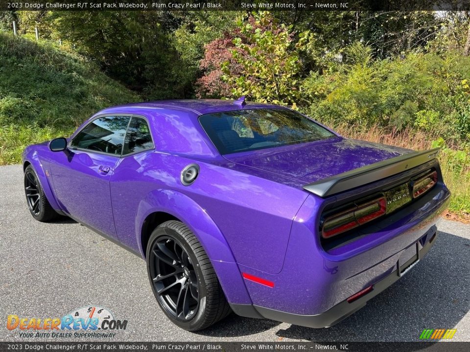 Plum Crazy Pearl 2023 Dodge Challenger R/T Scat Pack Widebody Photo #8