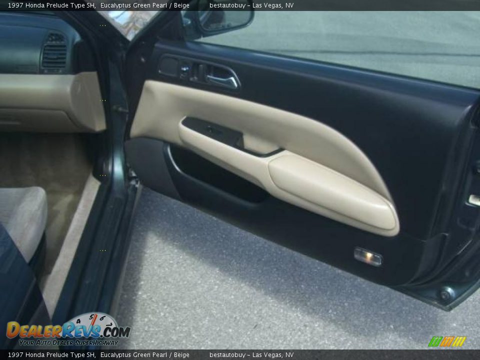 1997 Honda Prelude Type SH Eucalyptus Green Pearl / Beige Photo #35