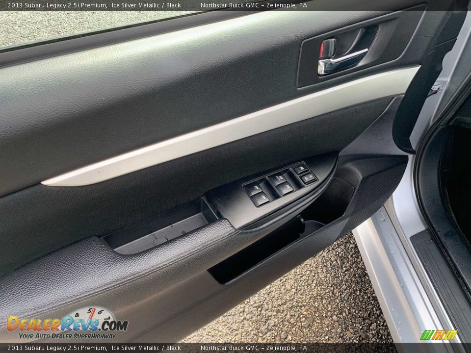 2013 Subaru Legacy 2.5i Premium Ice Silver Metallic / Black Photo #18