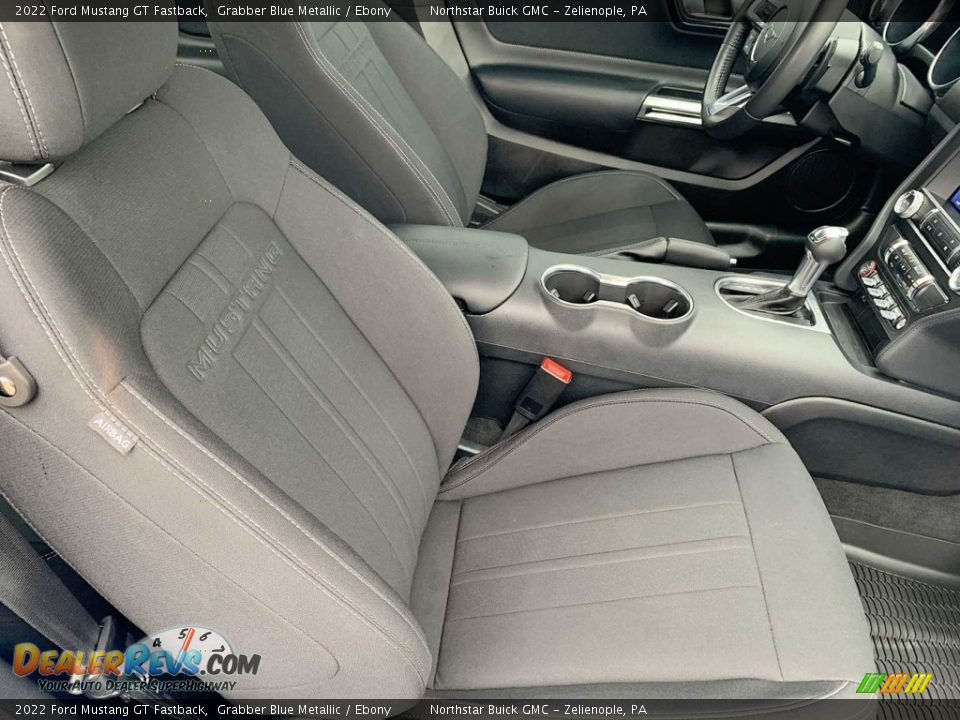 Front Seat of 2022 Ford Mustang GT Fastback Photo #25